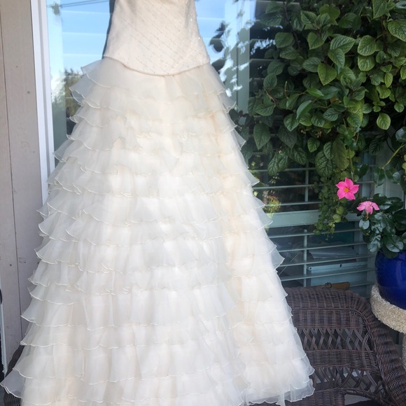 Andaluzia Couture Wedding dress - Picture 3 of 7